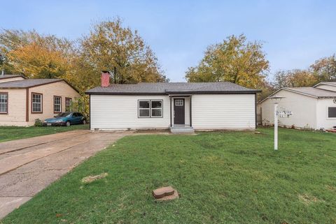 2233 Eastover Avenue Fort Worth TX 76105