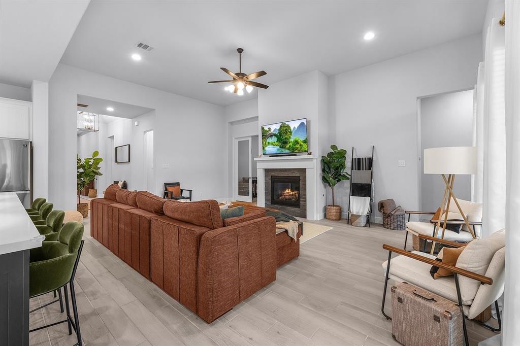 Reunion - Residential