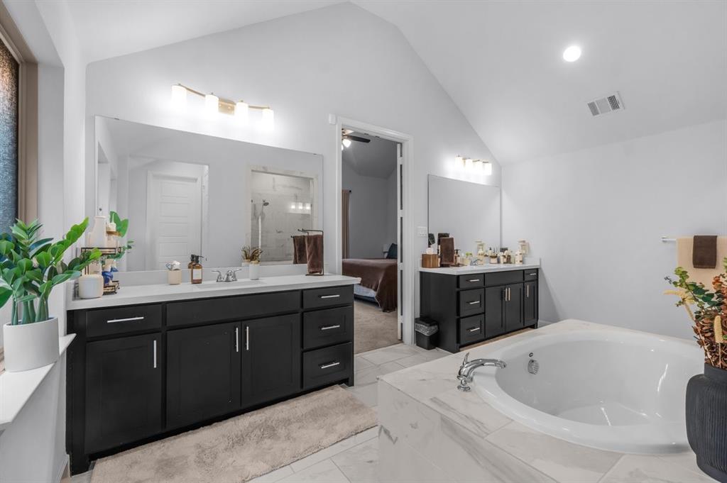 Reunion - Residential