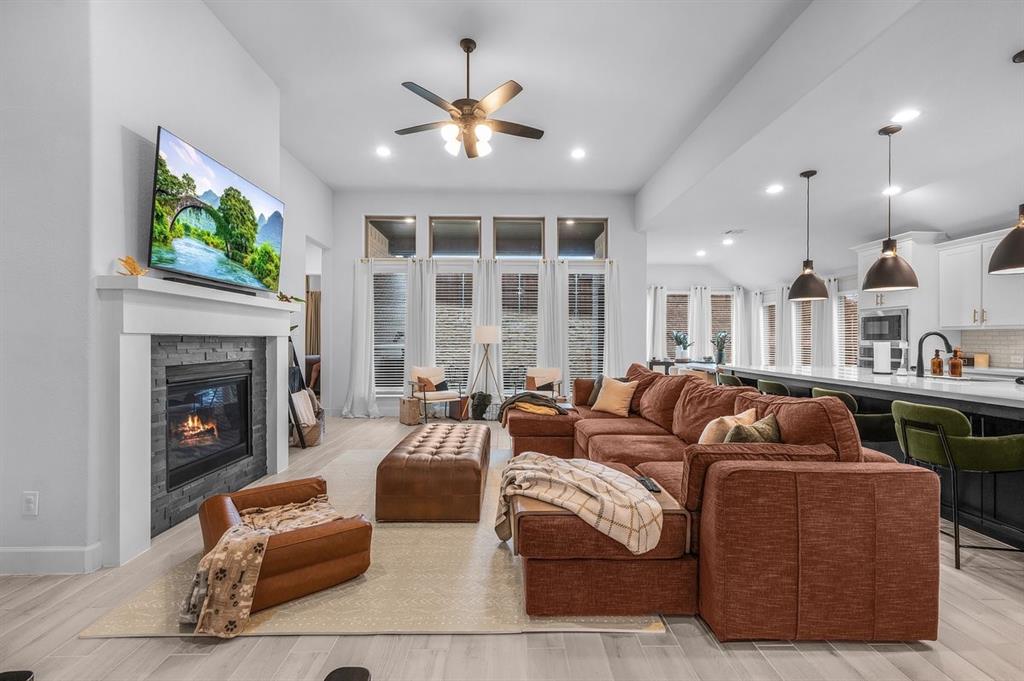 Reunion - Residential