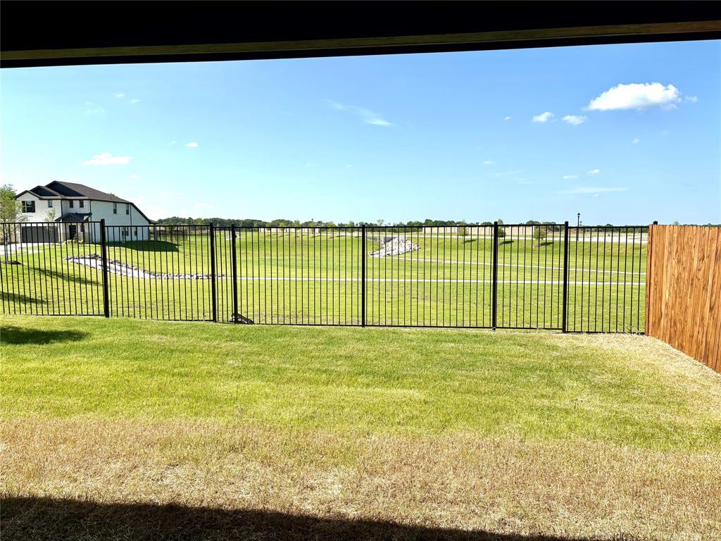 Eastridge Signature Series - Residential Lease