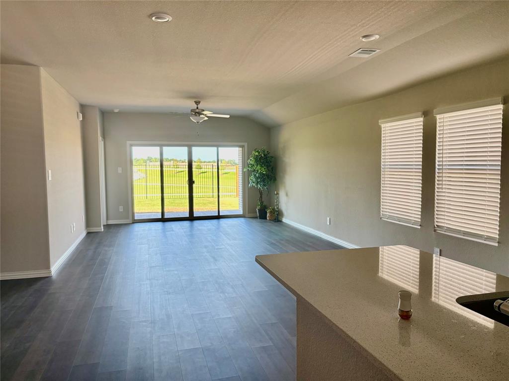 Eastridge Signature Series - Residential Lease