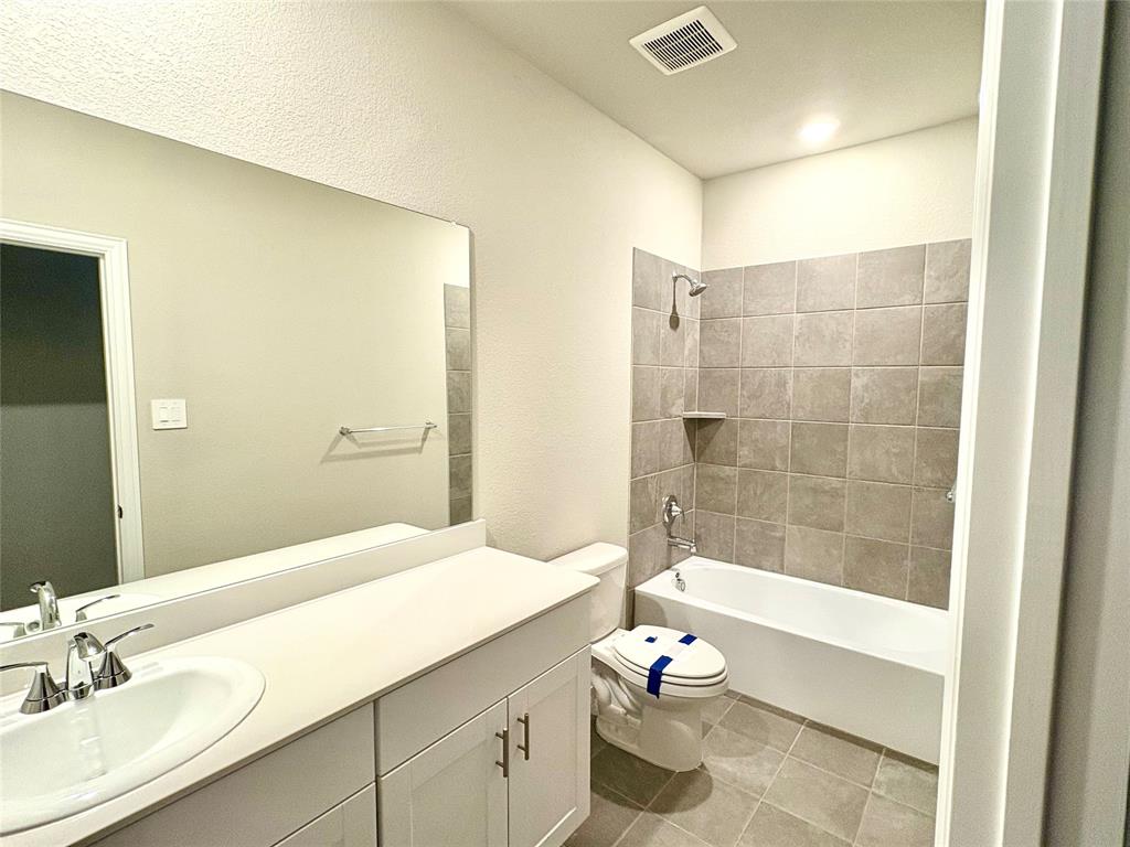 Eastridge Signature Series - Residential Lease