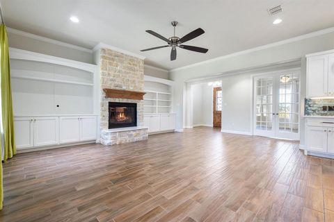 A home in Granbury