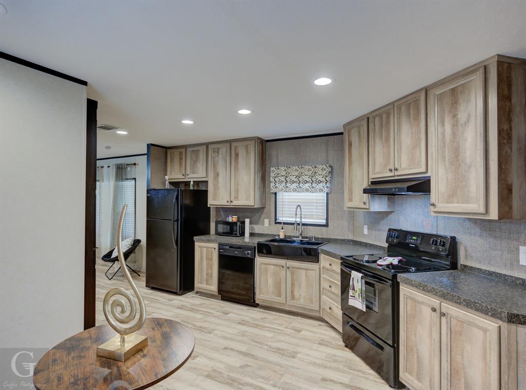 Minden, Louisiana 71055, United States, 3 Bedrooms Bedrooms, ,2 BathroomsBathrooms,Residential,Active,141821