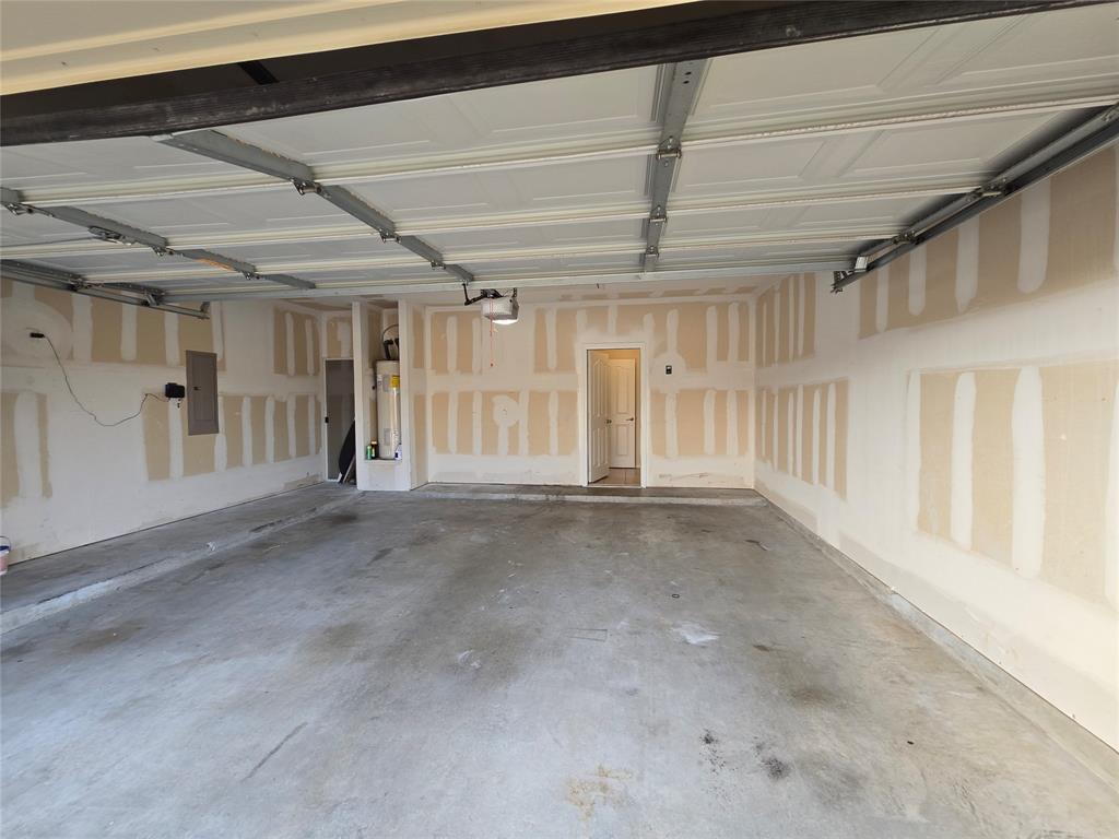 Fossil Hill Estates - Residential Lease