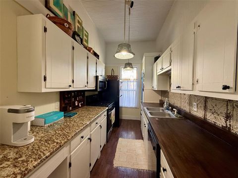 Tiny photo for 305 S Live Oak Street, Hico, TX 76457 (MLS # 21197837)