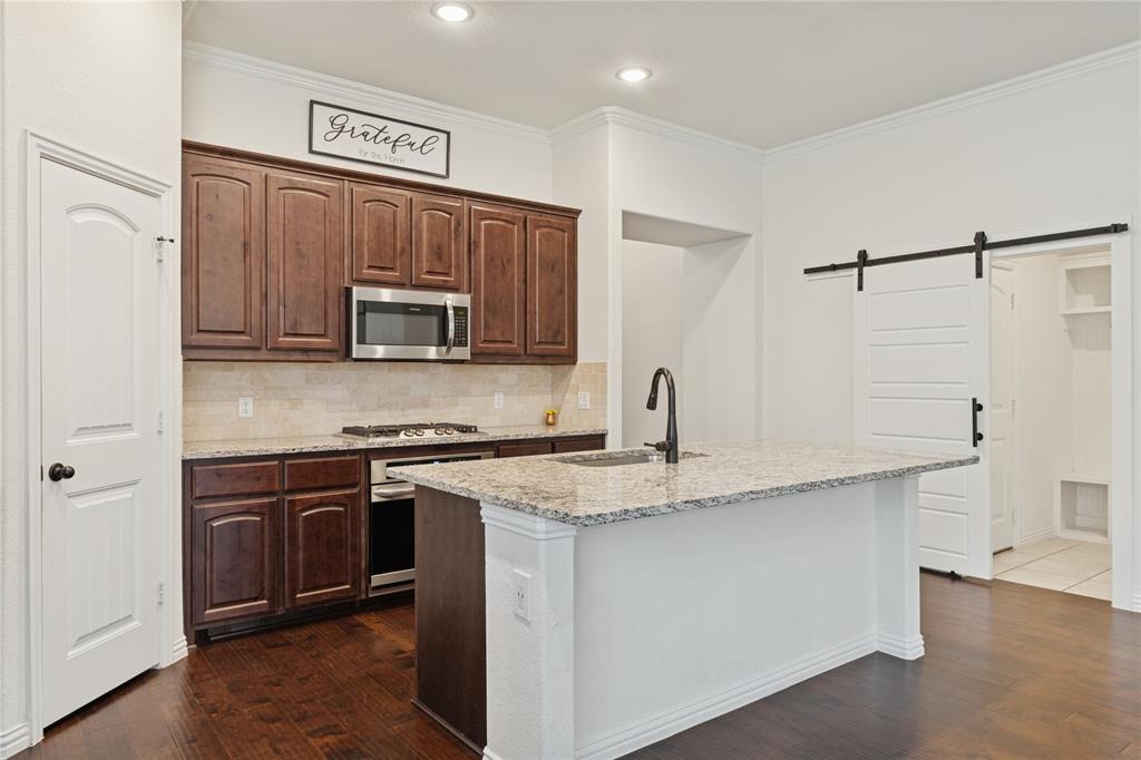 LASATER RANCH - FTW BLOCK 11 LOT 1 - Residential