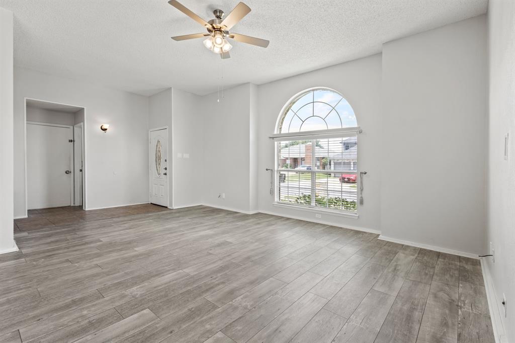 1604 Barclay Drive