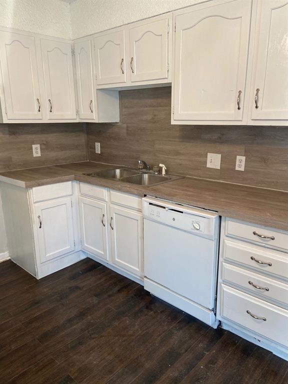 Estes & Estates Sub - Residential Lease