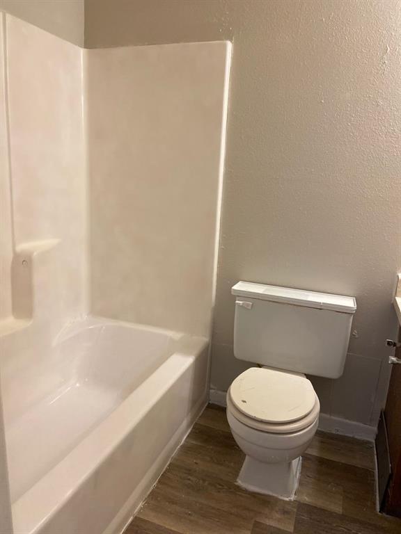 Estes & Estates Sub - Residential Lease