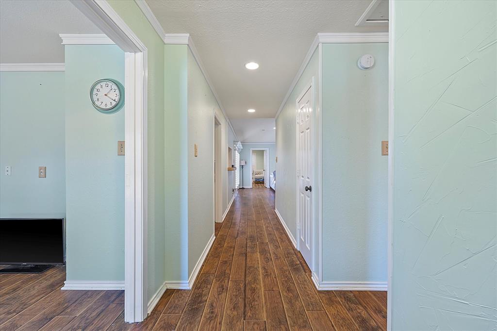 109 Crestwood Drive