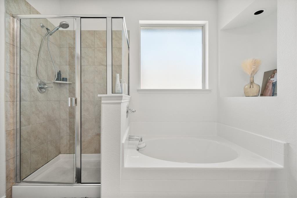 Escondido Eagle Mountain Lake - Residential Lease