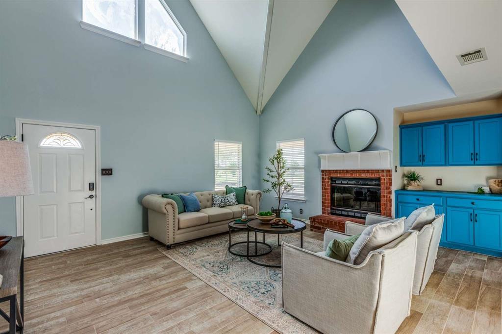 845 County Road 490