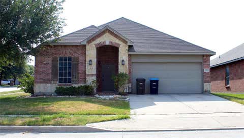 Photo of 12401 Lonesome Pine Place, Fort Worth, TX 76244 (MLS # 21362481)