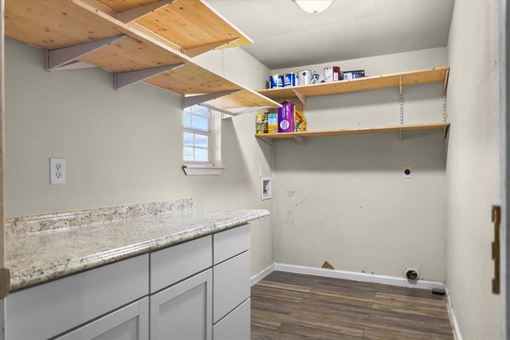 D G TOWNS SUR - Residential