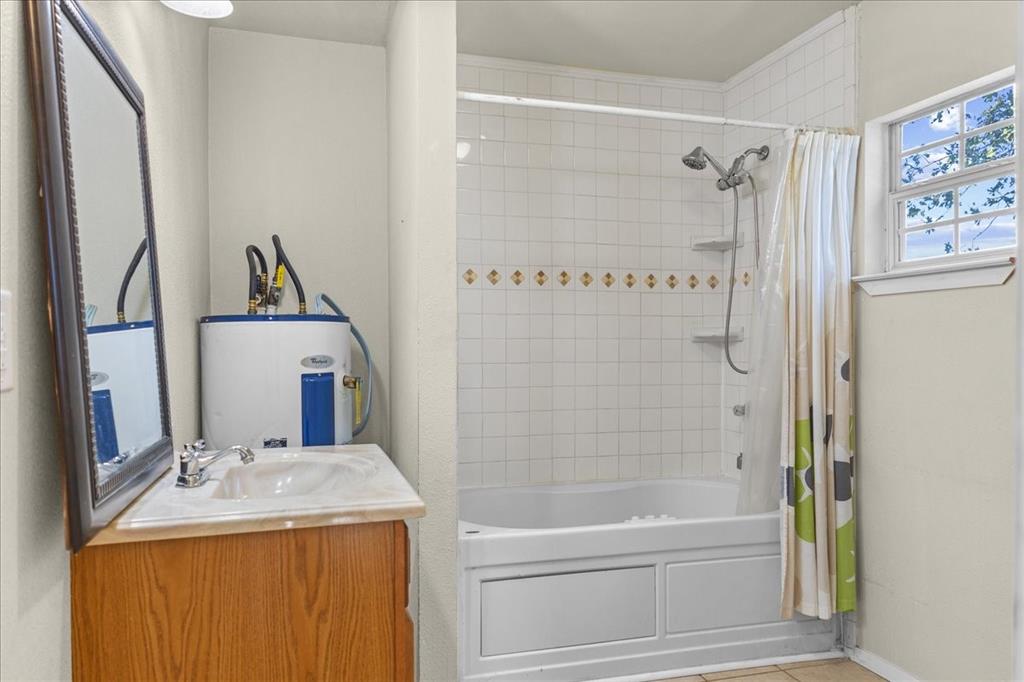 D G TOWNS SUR - Residential