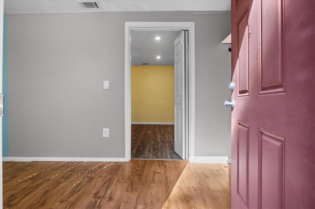 D G TOWNS SUR - Residential