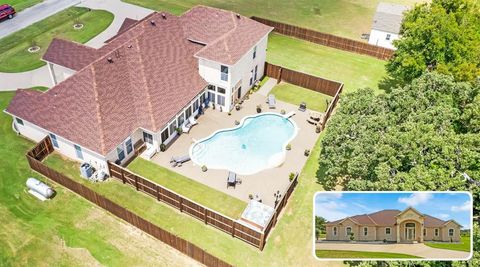 3203 Walnut Creek Parkway Granbury TX 76049