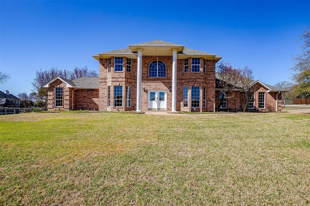 2212 Summit Drive