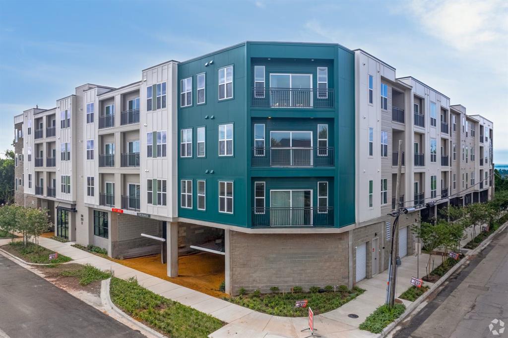 Uniti Bishop Arts - Residential Lease