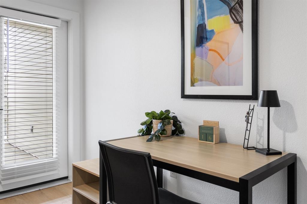 Uniti Bishop Arts - Residential Lease