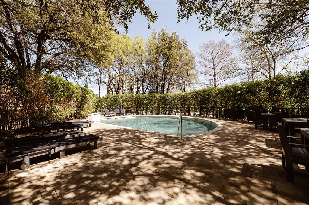 Renaissance Turtle Creek - Residential
