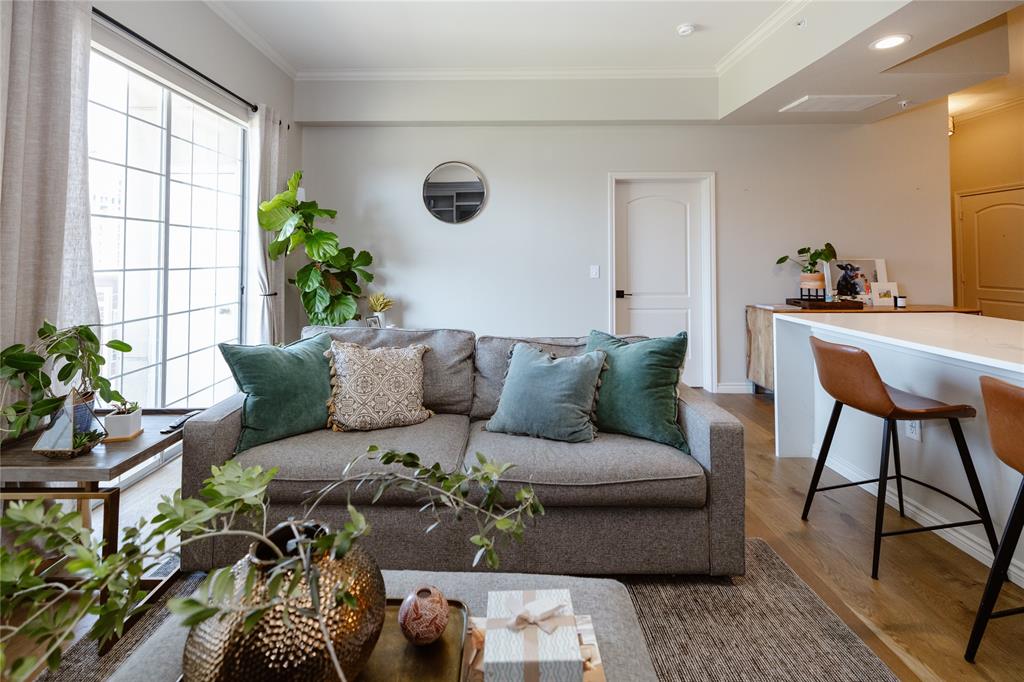 Renaissance Turtle Creek - Residential