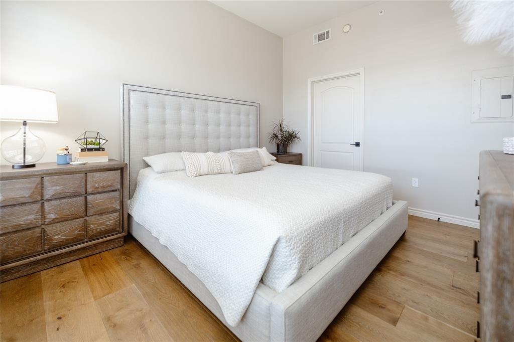 Renaissance Turtle Creek - Residential