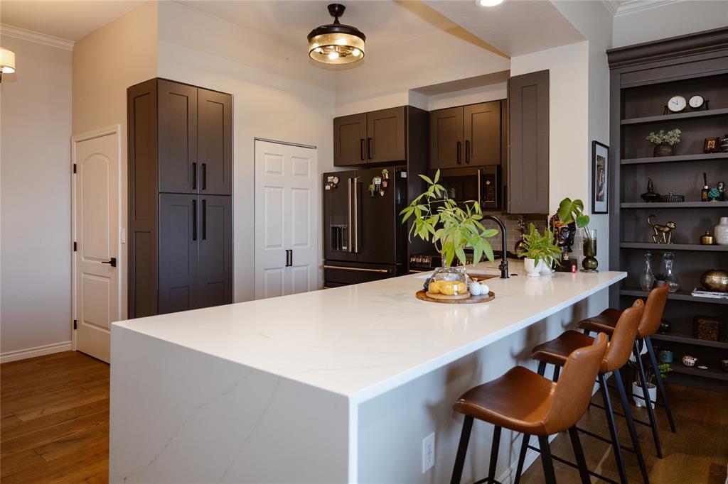 3225 Turtle Creek Boulevard 812