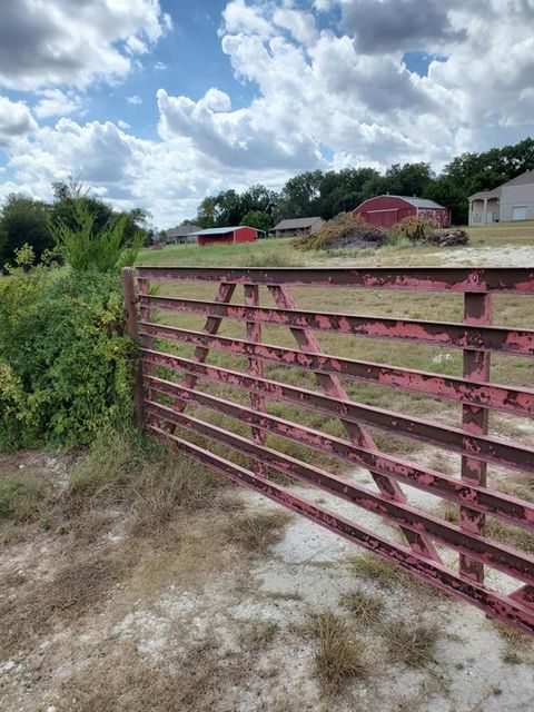 1260 Horseshoe Trail Red Oak TX 75154