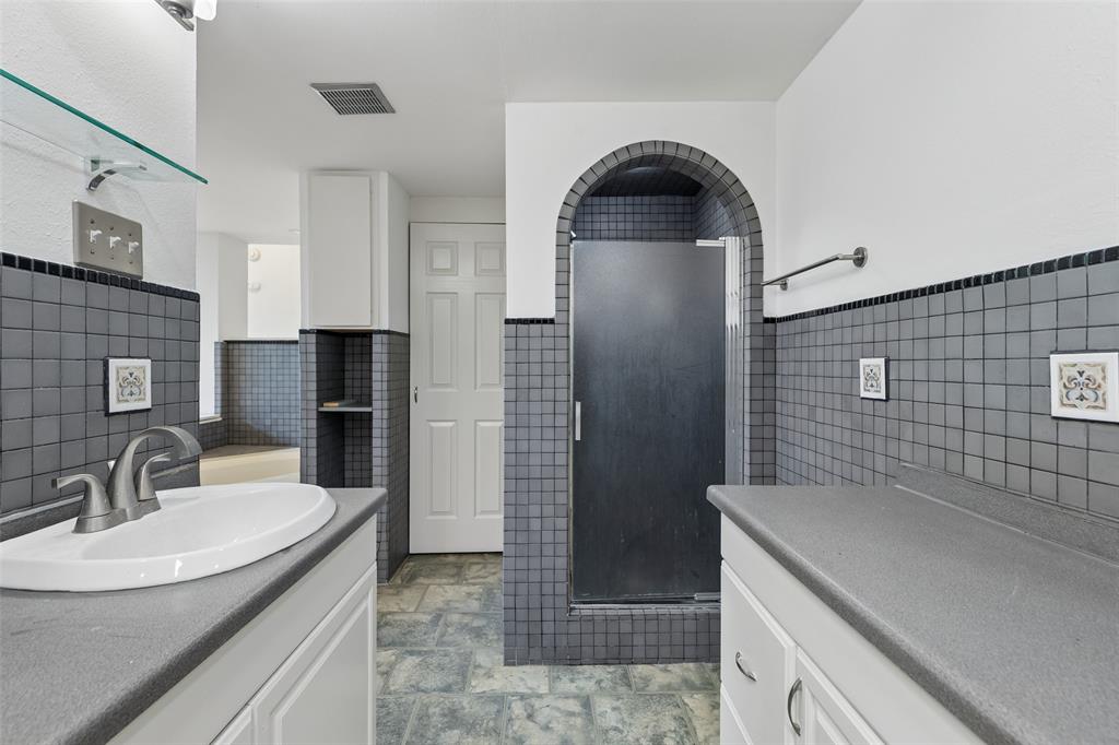 Lakeshore Hills Rev - Residential