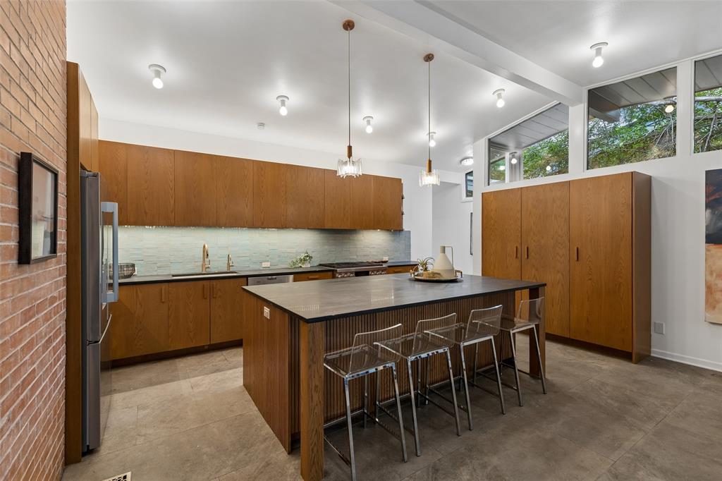 Lakeshore Hills Rev - Residential