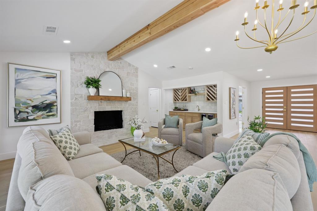 6026 Meadowcreek Drive