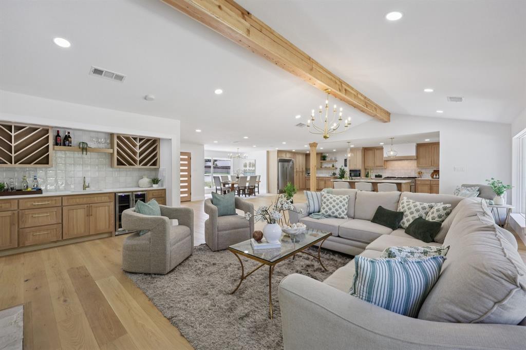 6026 Meadowcreek Drive