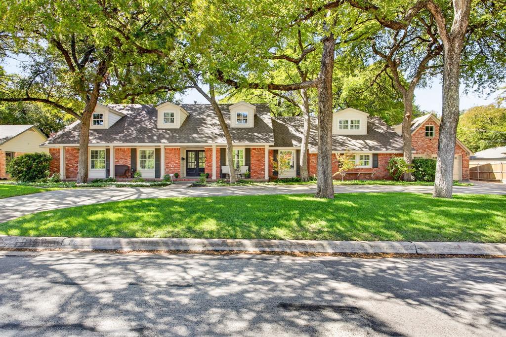 3804 Overton Park Drive W