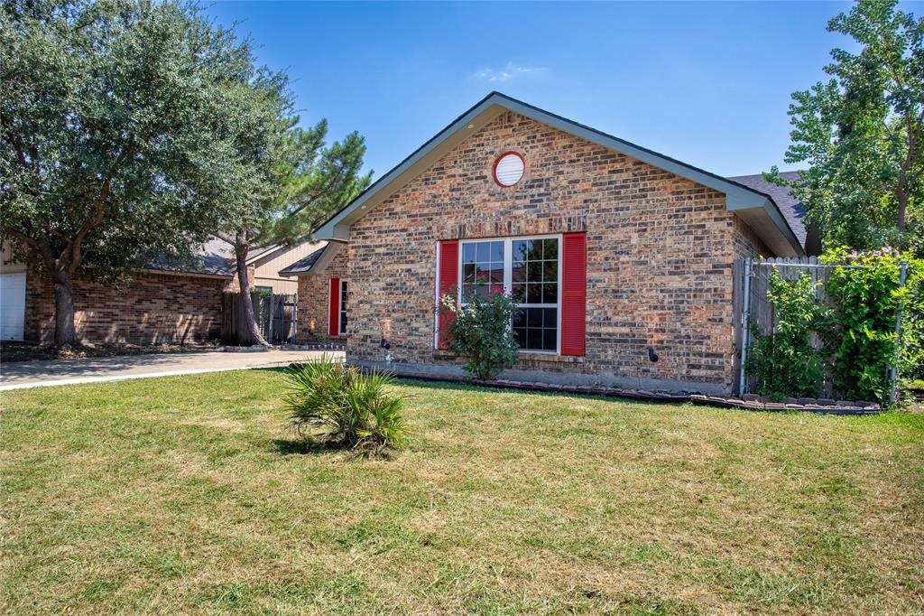 1717 Lewis Trail