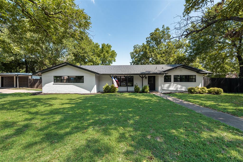 1905 Nueces Trail