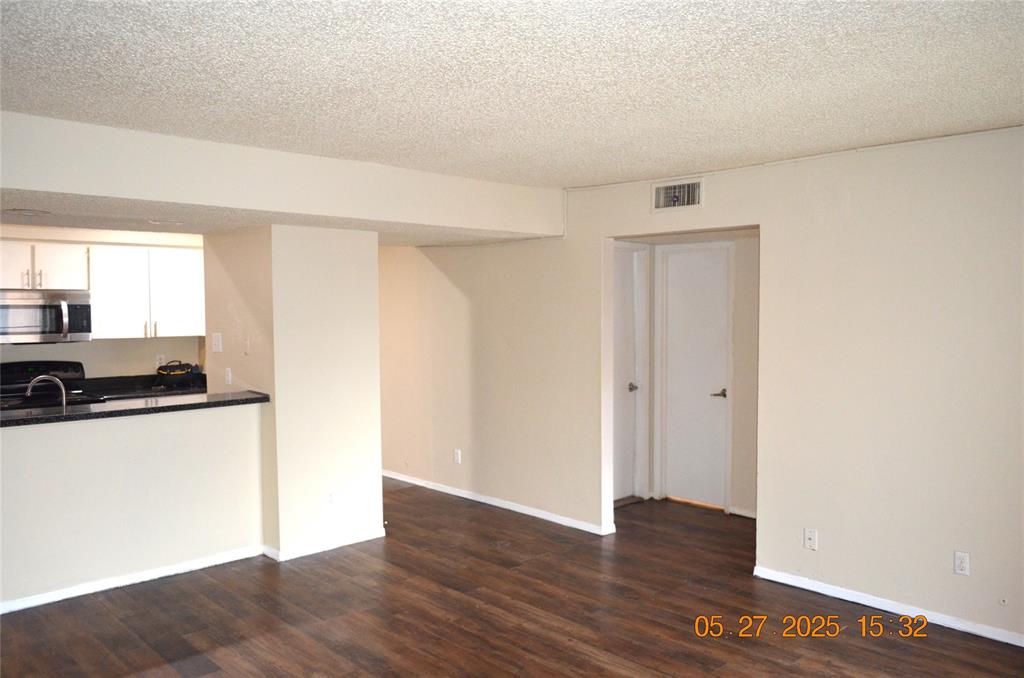 Woodhaven Condo - Residential Lease