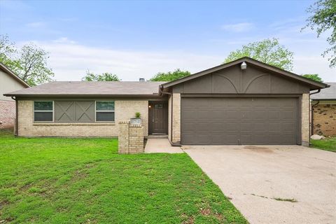 2512 Colleen Drive Arlington TX 76016