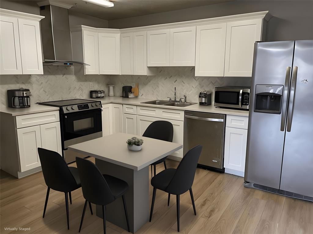 Photo of 625 Via Del Sur, Mesquite, TX 75150 (MLS # 21065976)