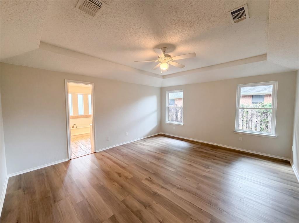 2300 Ridgewood