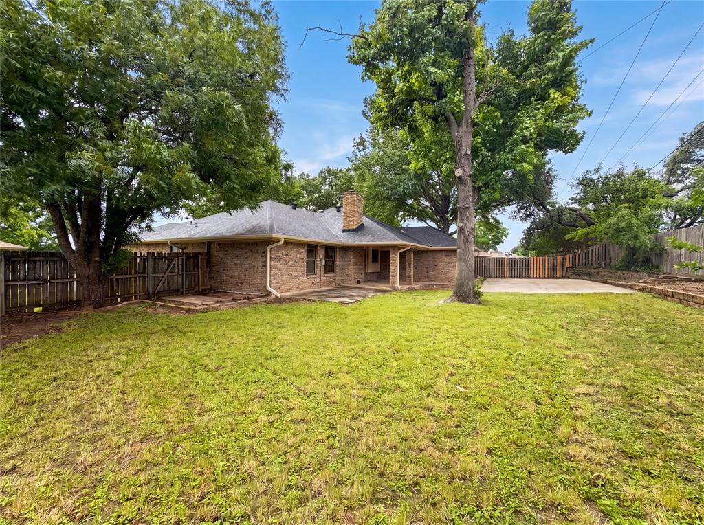 2300 Ridgewood