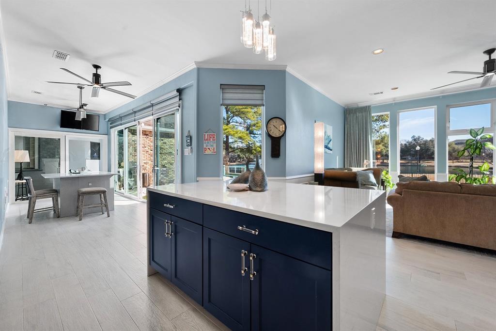 5211 Vicksburg Drive