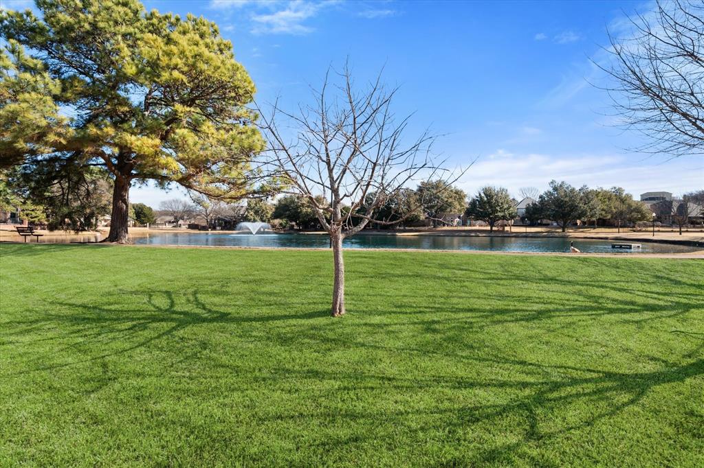 5211 Vicksburg Drive