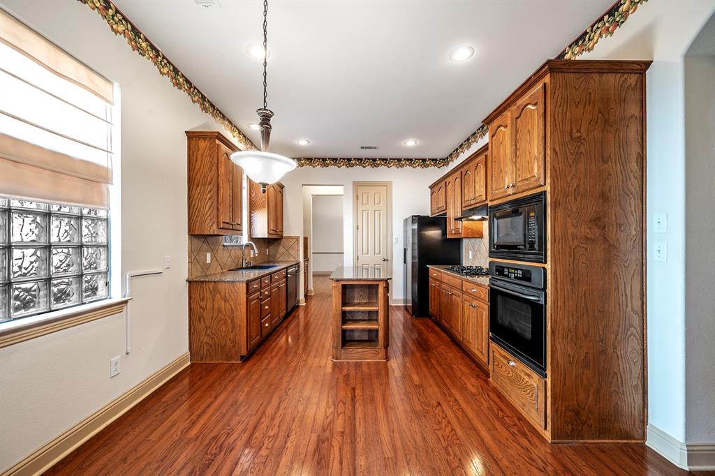 Summer Glen - Residential