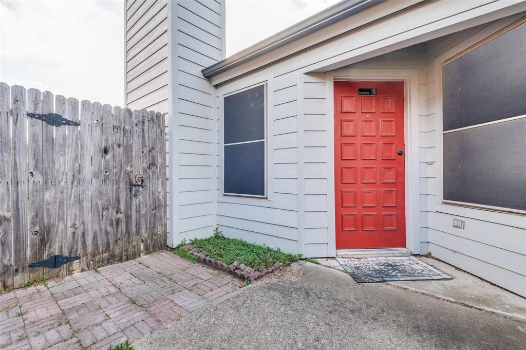 2806 Harvest Lake Drive