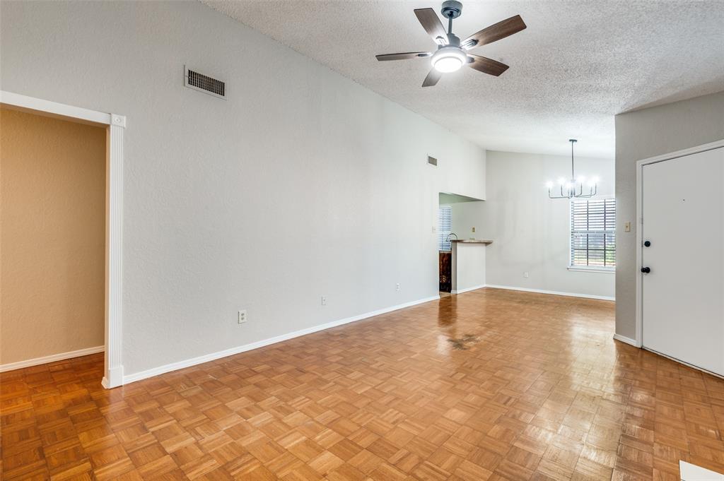 2806 Harvest Lake Drive