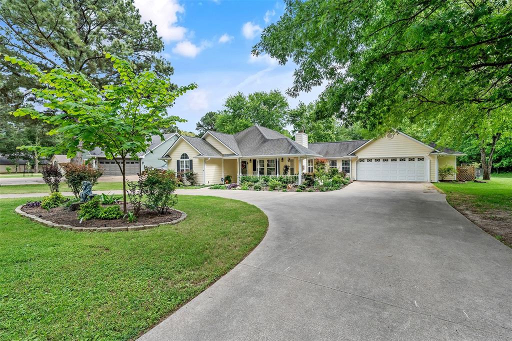 608 Green Meadow Trail