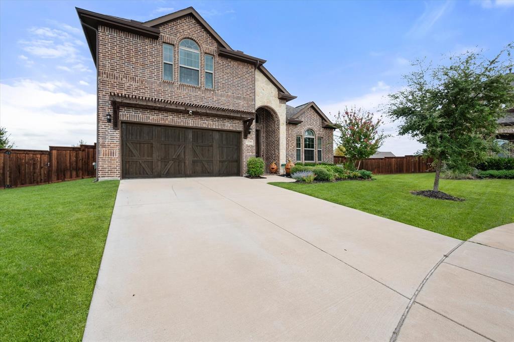 2741 Thornhill Lane